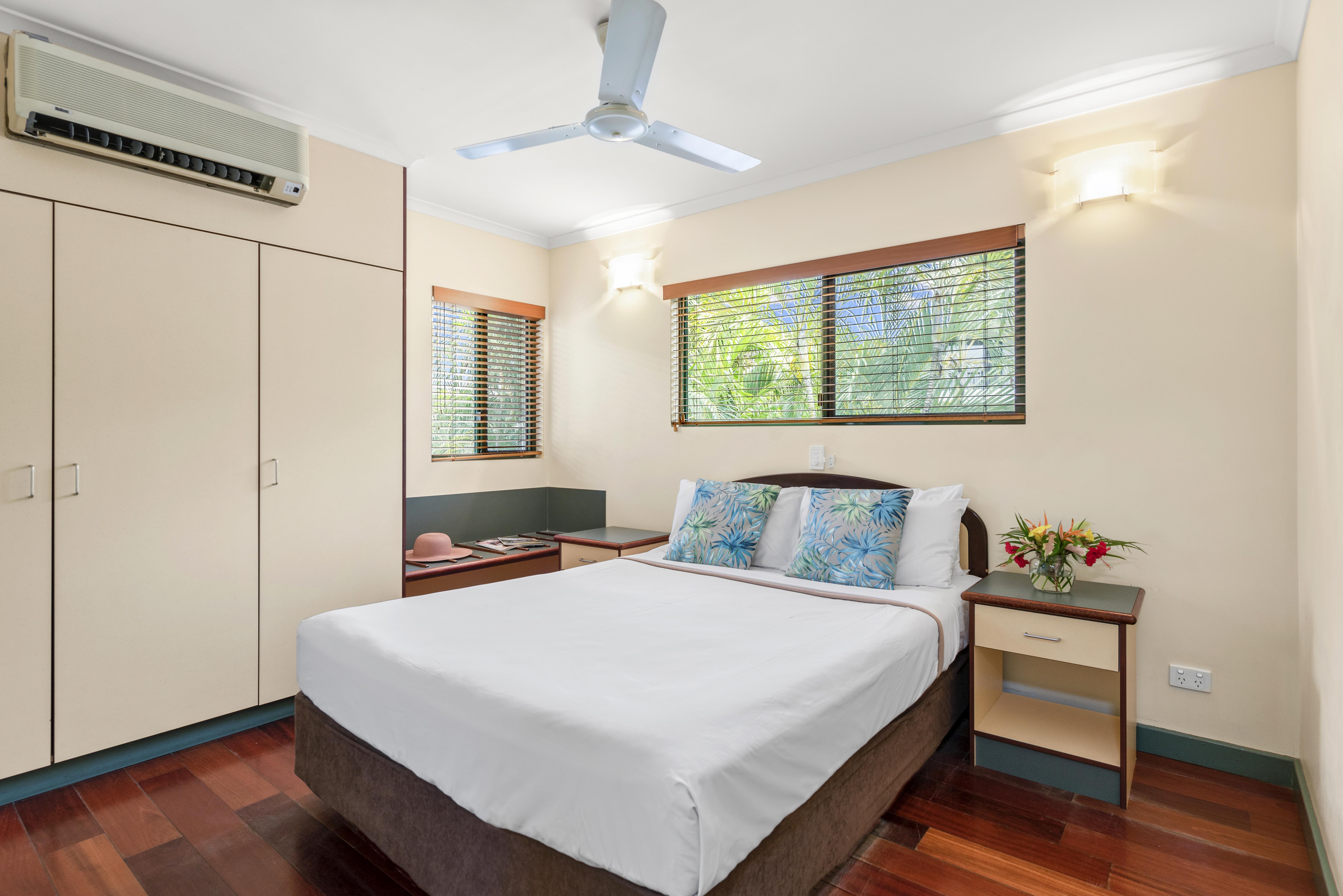 Bay Village Tropical Retreat & Apartments Κερνς Εξωτερικό φωτογραφία