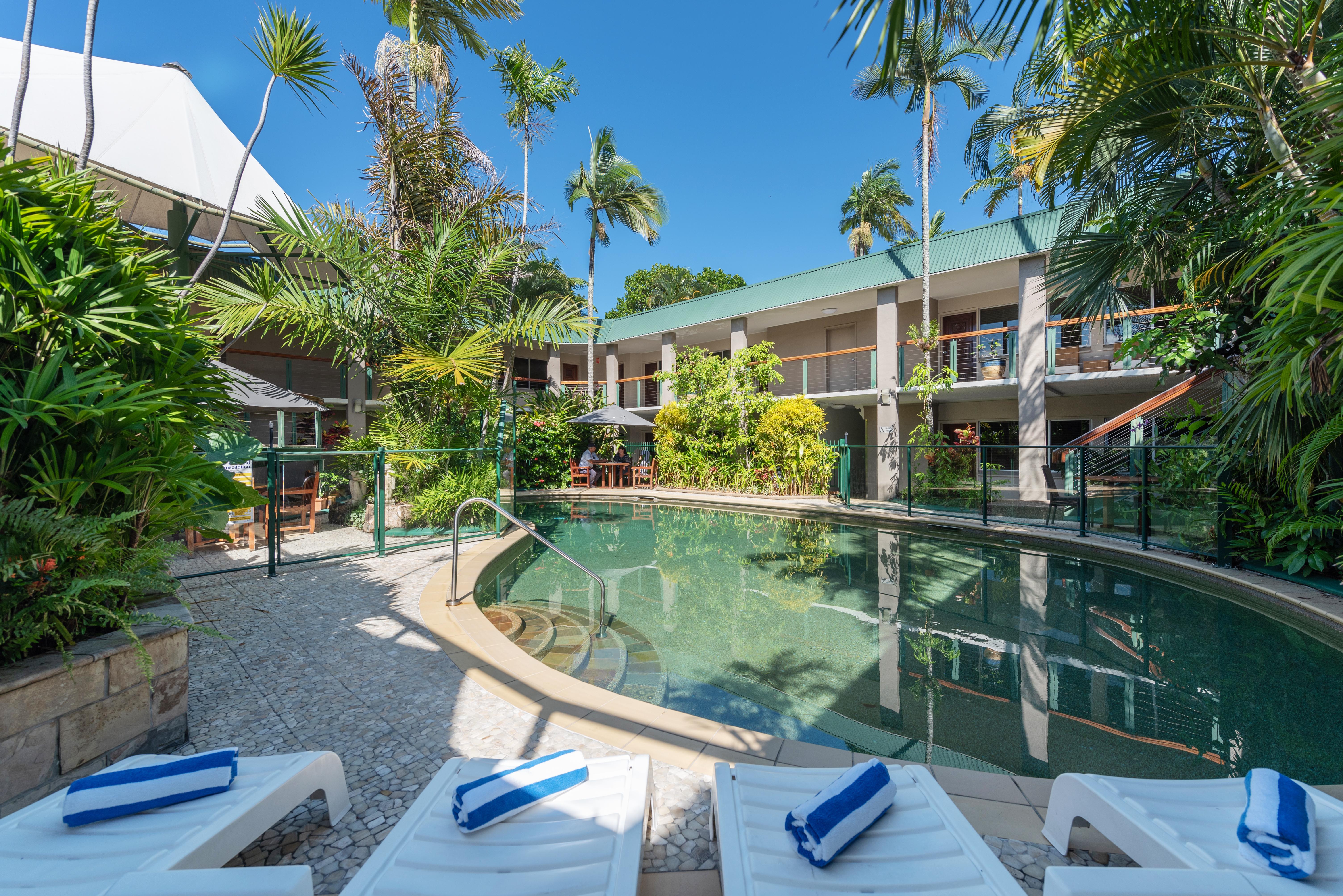 Bay Village Tropical Retreat & Apartments Κερνς Εξωτερικό φωτογραφία