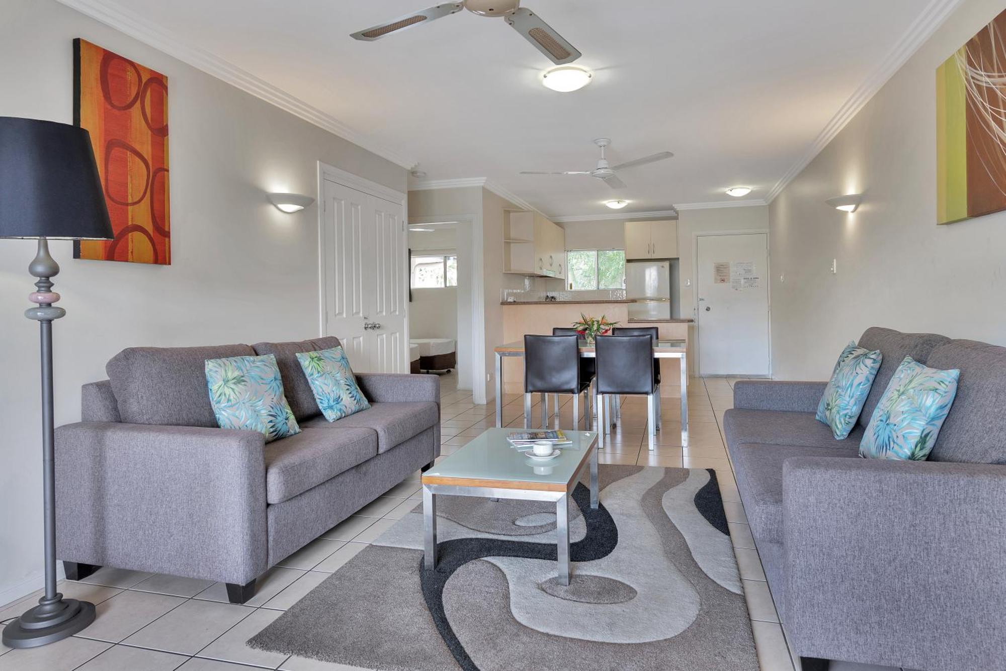 Bay Village Tropical Retreat & Apartments Κερνς Εξωτερικό φωτογραφία