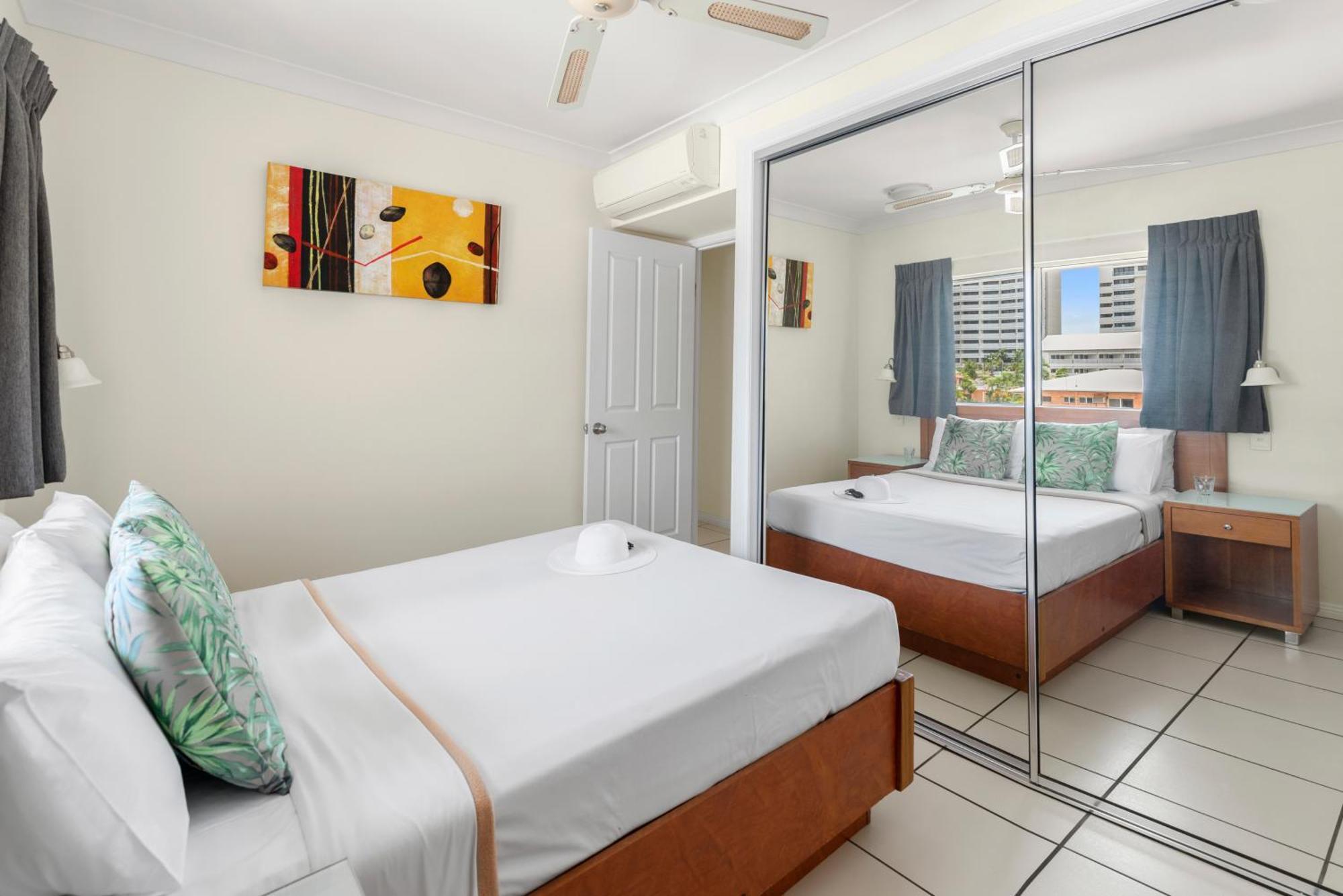 Bay Village Tropical Retreat & Apartments Κερνς Εξωτερικό φωτογραφία